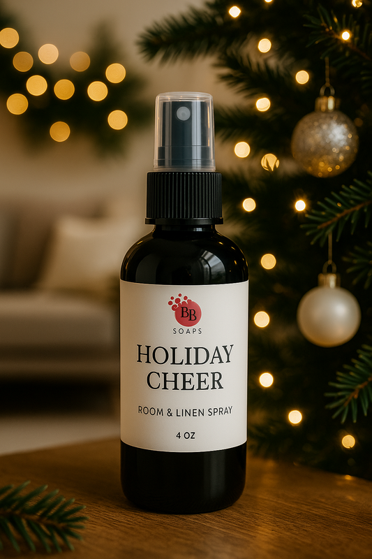 HOLIDAY CHEER room and linen spray